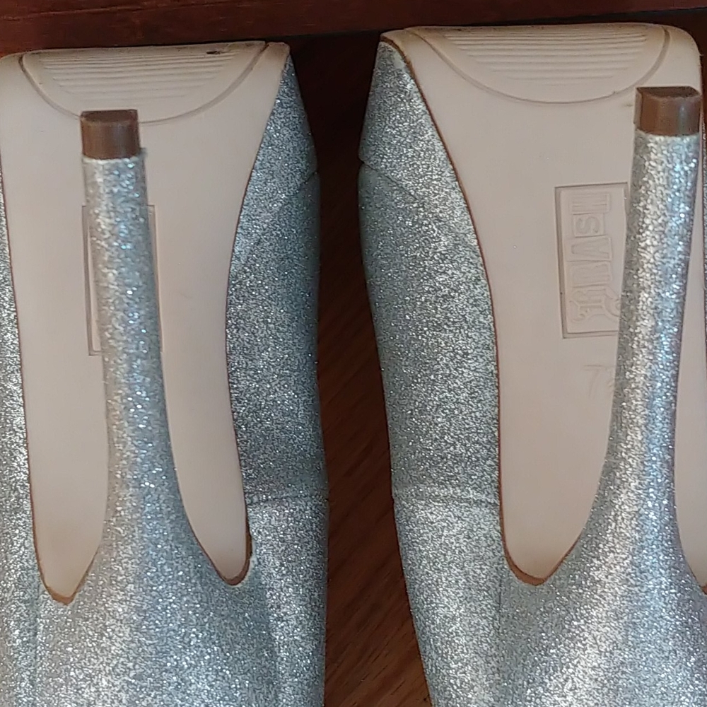 SPARKLE! - Picture 4 of 4